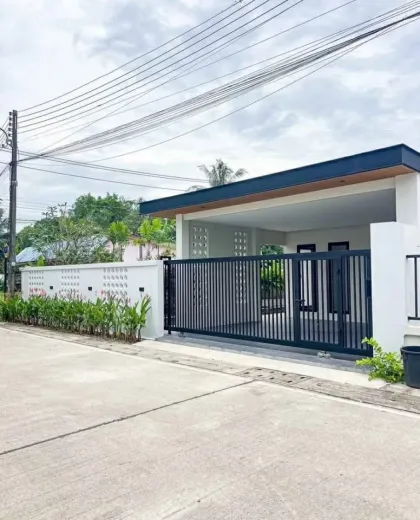 Cozy 2-Bedroom Private Pool Villa Near Laguna