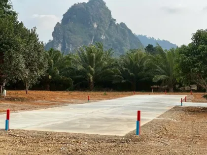 Terrain avec vue sur la montagne à vendre à Nong Thale, Krabi