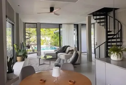 Villa moderne avec piscine 4 chambres à vendre à Rawai