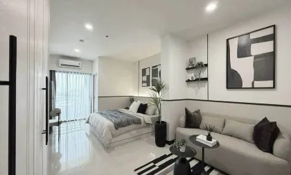 Appartement 1 chambre 1 salle de bain à Phanason City avec vue sur la montagne