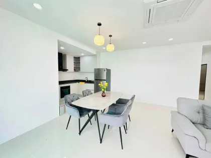 Renovierte 3-Zimmer-Poolvilla in Phuket Villa 3, Wichit