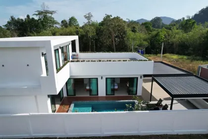 Villa moderna de 2 pisos con piscina privada cerca de la playa Ao Nang