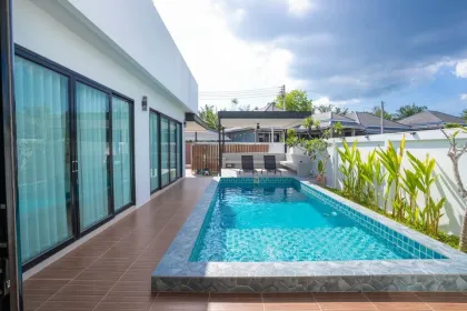 Villa moderna de 2 pisos con piscina privada cerca de la playa Ao Nang