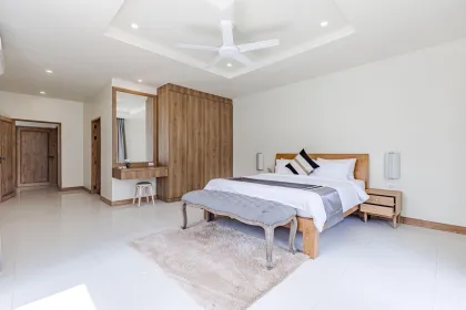 Poolvilla mit 3 Schlafzimmern in Bang Tao zu verkaufen