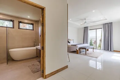 Poolvilla mit 3 Schlafzimmern in Bang Tao zu verkaufen