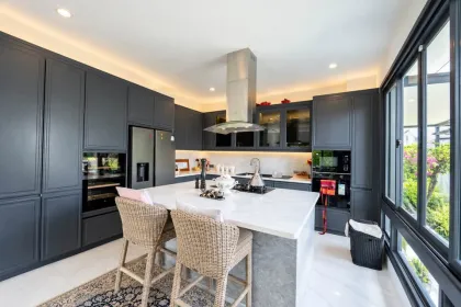 Executive Modern Private Home in Supalai Lake Ville, Patong