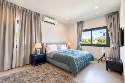 Executive Modern Private Home in Supalai Lake Ville, Patong