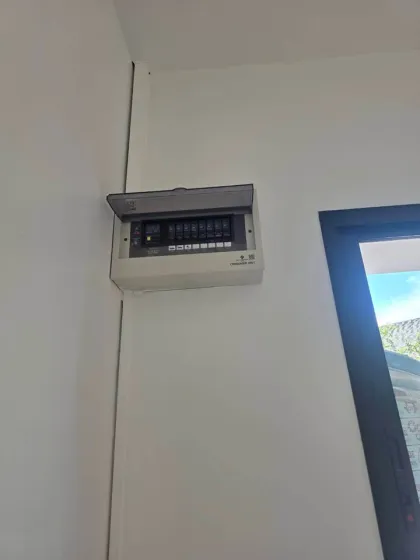 翻新拐角联排别墅 2卧1卫 Saku Soi 7