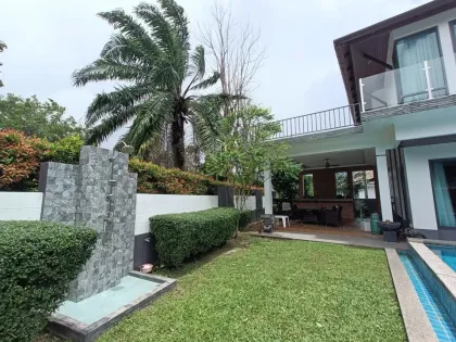 Superbe villa avec piscine 4 chambres à Lochpalm, Kathu