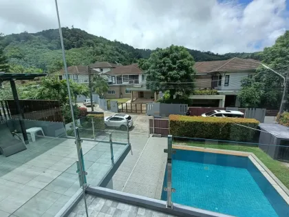 Superbe villa avec piscine 4 chambres à Lochpalm, Kathu