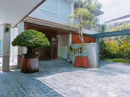 普吉镇黄金地段豪华4卧室泳池别墅