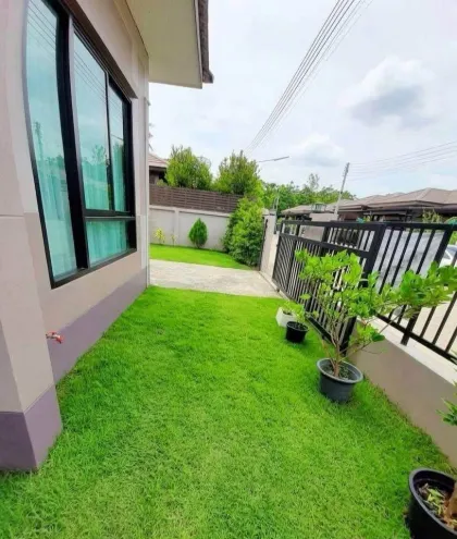 Casa independiente de 2 dormitorios en Baan Sukpirom, Nai Yang, Phuket