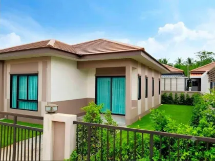 Casa independiente de 2 dormitorios en Baan Sukpirom, Nai Yang, Phuket