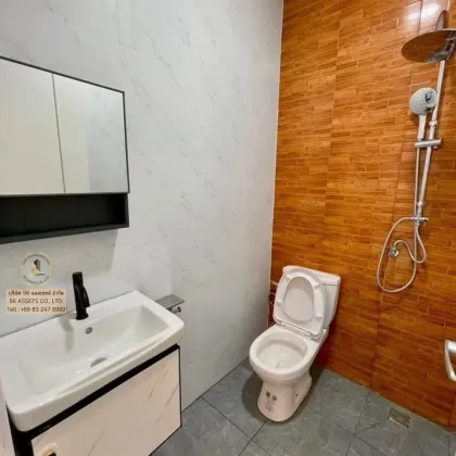 Villa de 3 habitaciones en venta en la aldea Promphan Prachasamakee