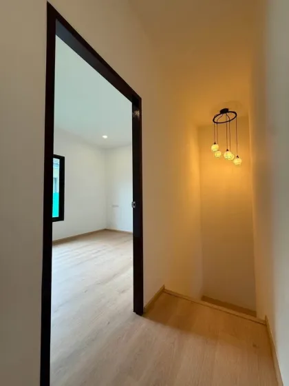 新建位于普吉维奇特的4卧3卫双拼别墅出售