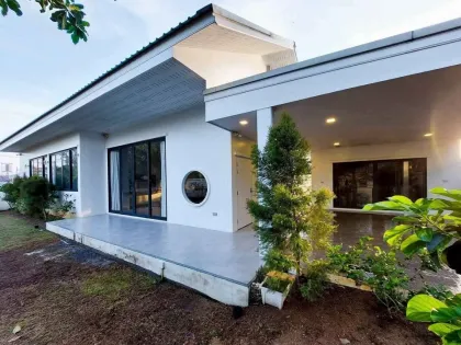 บ้านเดี่ยว 3 ห้องนอนในบ้านดอนบันยา ราไวย์