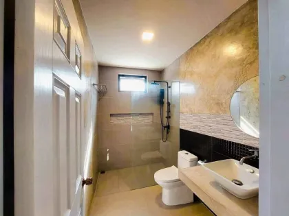 บ้านเดี่ยว 3 ห้องนอนในบ้านดอนบันยา ราไวย์