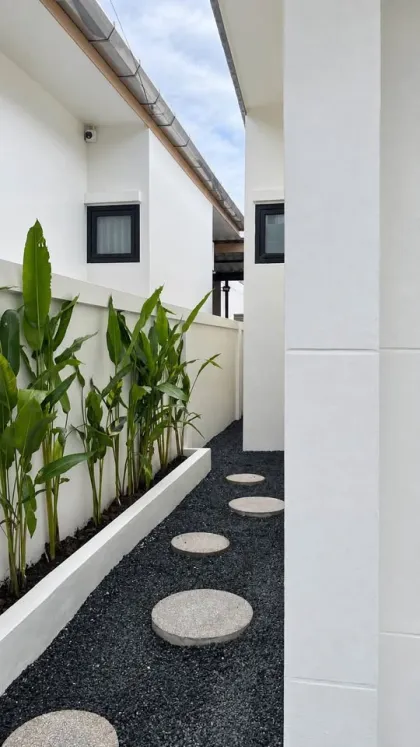 Casa Adosada de 2 Dormitorios y 2 Baños en Sukpirom Village, Rawai