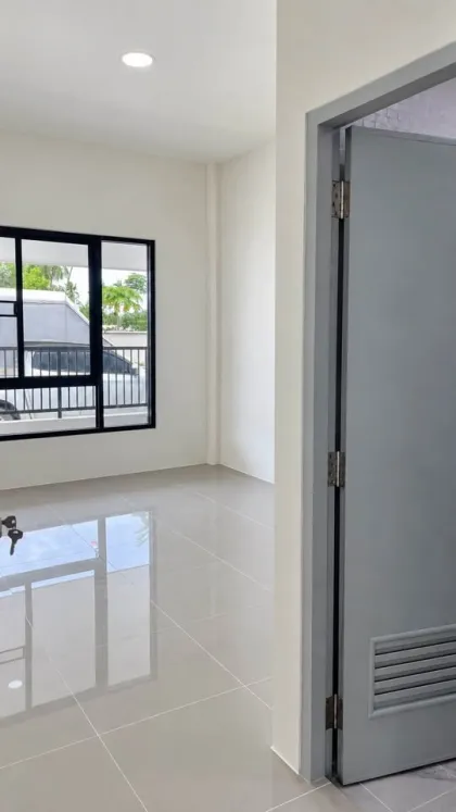 Casa Adosada de 2 Dormitorios y 2 Baños en Sukpirom Village, Rawai