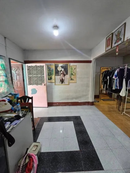 Casa Esquina de 4 Habitaciones y 2 Baños en Venta en Phuket Villa 2, Wichit