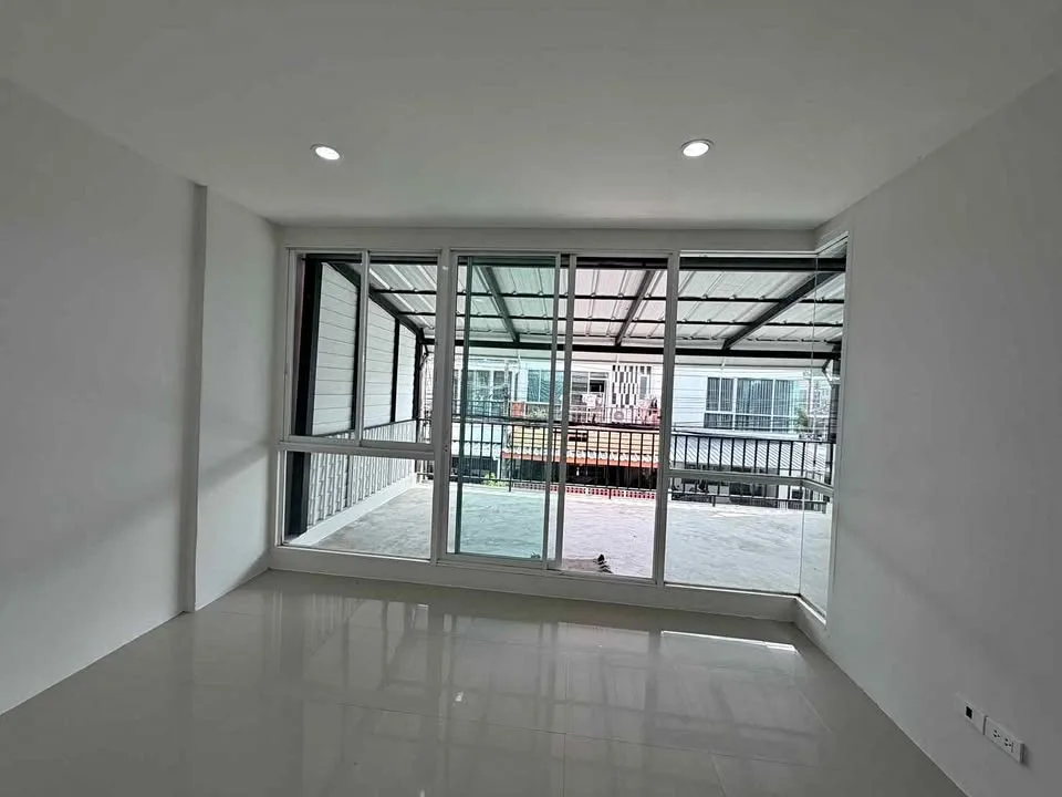 3-Bedroom, 3-Bath Villa at Chao Fa Garden Home 3, Ko Kaeo