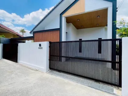 Freistehendes Haus mit 3 Schlafzimmern und 3 Bädern in Thalang, Phuket