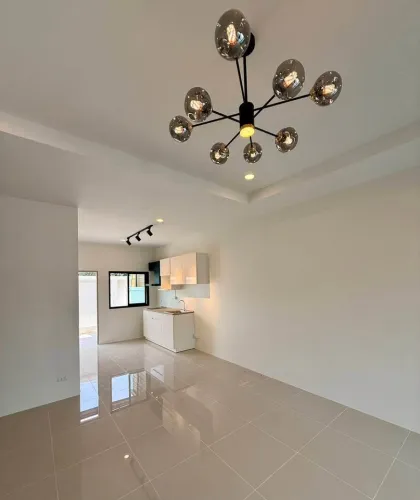 Villa jumelée rénovée 3 chambres à Prompan, Kathu