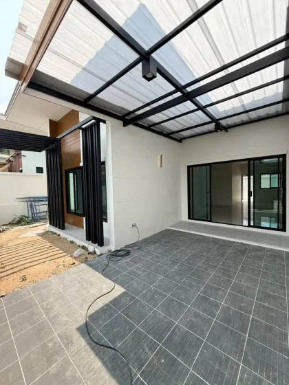 Villa jumelée rénovée 3 chambres à Prompan, Kathu