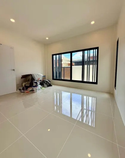 Villa jumelée rénovée 3 chambres à Prompan, Kathu