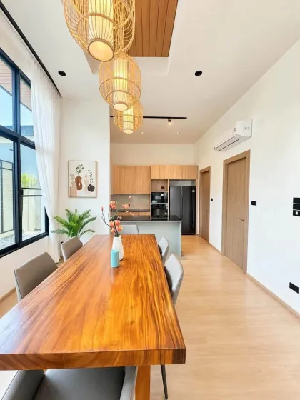 Villa en venta en Parichart Land, Chalong Phuket