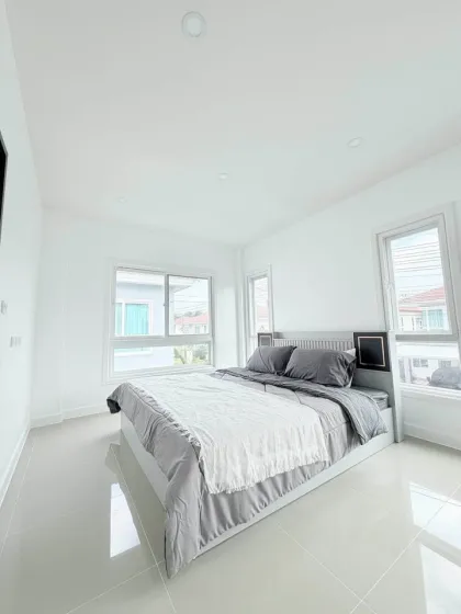 3-Bedroom 2-Bathroom Twin House for Sale in Supalai Bella, Koh Kaew
