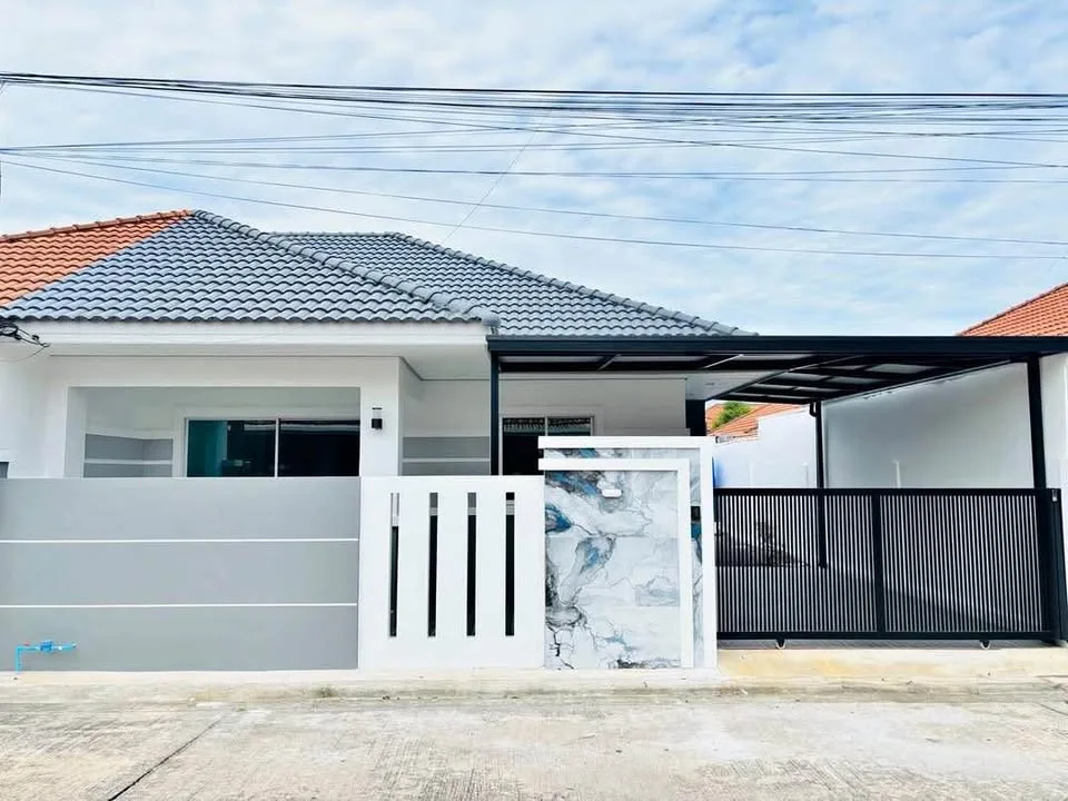 บ้านแฝดชั้นเดียว 2 ห้องนอน พนาสนธิ์การ์เด้นท์โฮม ถลาง