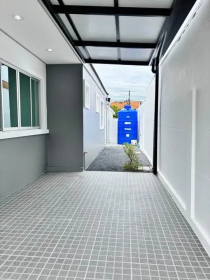 Einfamilien-Doppelhaus mit 2 Schlafzimmern in Phanasanth Garden Home, Thalang