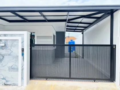 Einfamilien-Doppelhaus mit 2 Schlafzimmern in Phanasanth Garden Home, Thalang