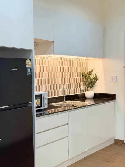 Apartamento Esquinero de 1 Habitación con Vista a la Montaña en Phunasanthi Green Place