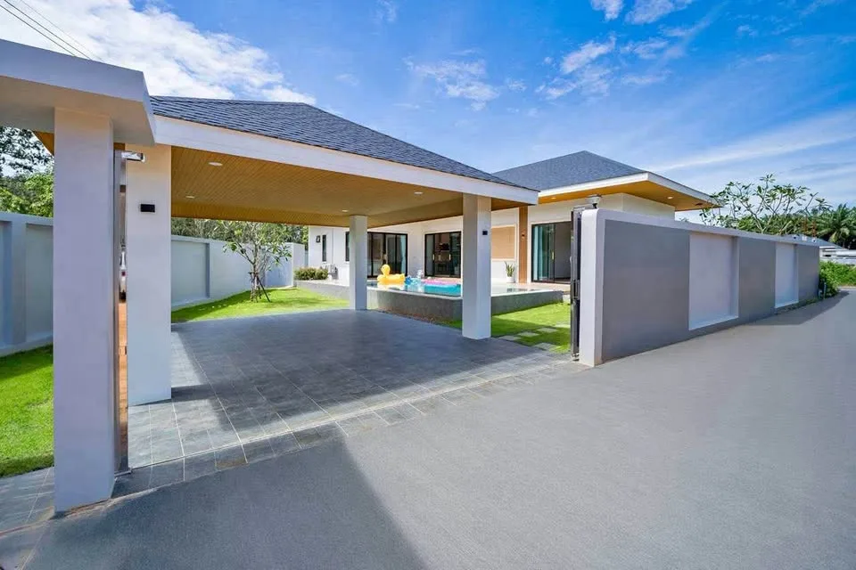 Villa privada de lujo con piscina de 2 dormitorios en venta cerca de Ao Nam Mao