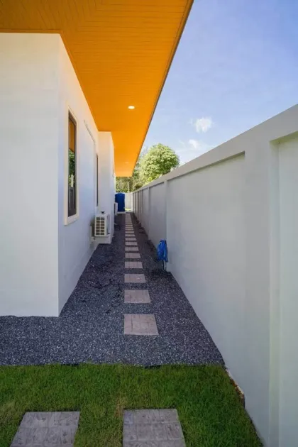 Villa privada de lujo con piscina de 2 dormitorios en venta cerca de Ao Nam Mao