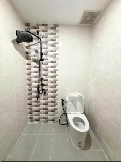 บ้านใหม่ 2 ห้องนอน 2 ห้องน้ำ หมู่บ้านน้ำใส บ่อแร่ วิชิต ภูเก็ต