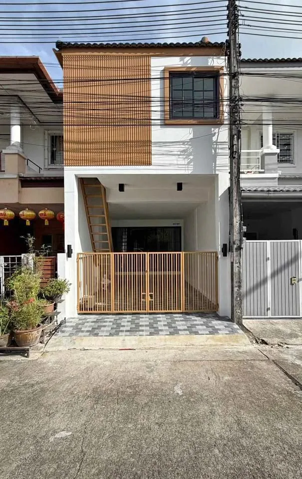 Modern 3-Bedroom 2-Bathroom Townhouse for Sale in Rawai