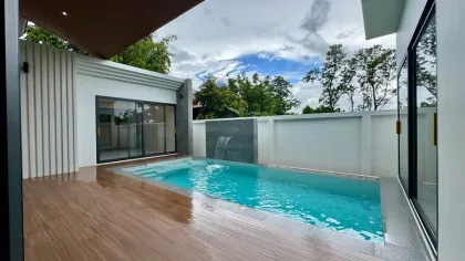 Villa de lujo de 3 dormitorios con piscina privada en Bua Chompoo Villa, Kathu