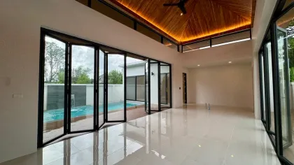 Villa de lujo de 3 dormitorios con piscina privada en Bua Chompoo Villa, Kathu