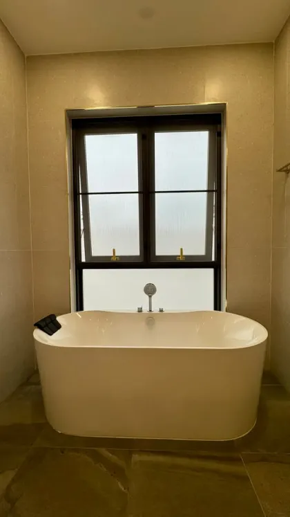 Villa de lujo de 3 dormitorios con piscina privada en Bua Chompoo Villa, Kathu