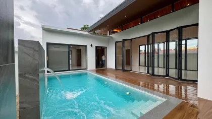 Villa de lujo de 3 dormitorios con piscina privada en Bua Chompoo Villa, Kathu