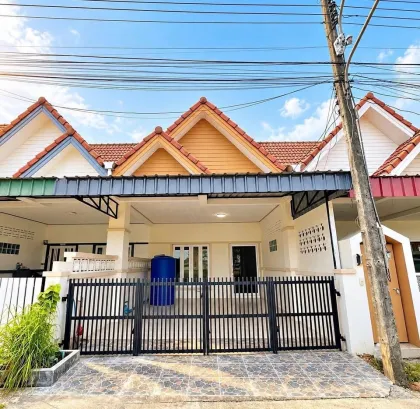 Single-Storey 2-Bedroom Townhouse for Sale in Thalang