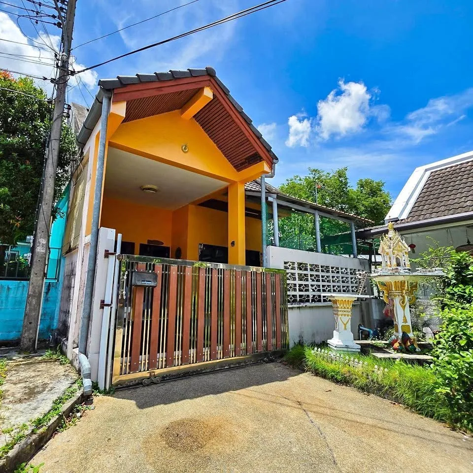 Casa de 2 habitaciones y 2 baños en venta en Wong Siri, Chalong