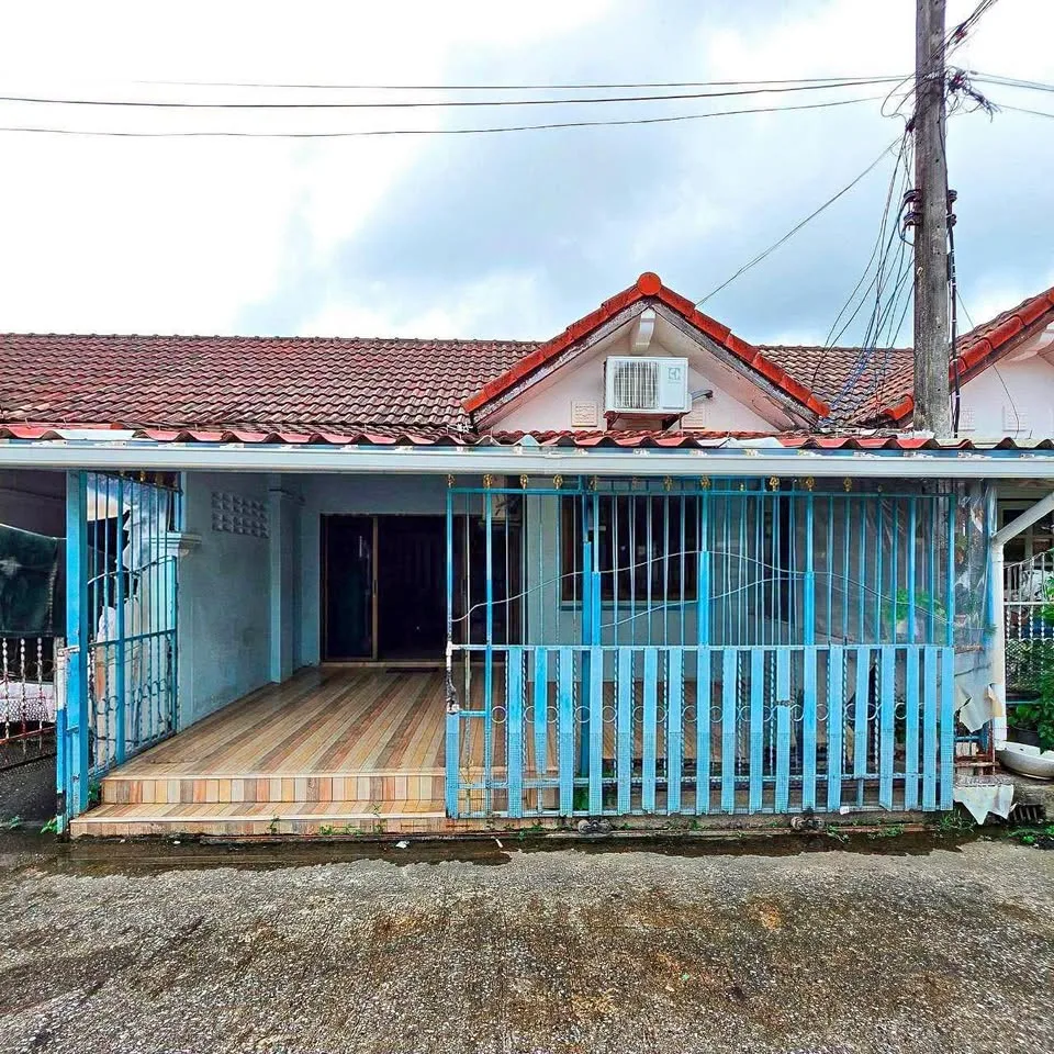 Casa adosada en venta - 3 habitaciones, 1 baño en The Villa 3, Wichit Phuket
