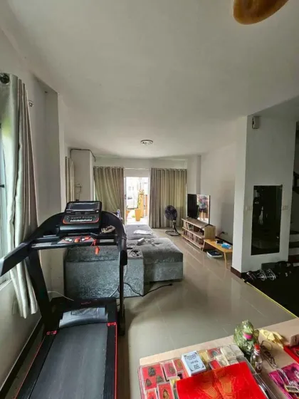 Villa jumelée 3 chambres en coin à Panasont Garden Home Kathu