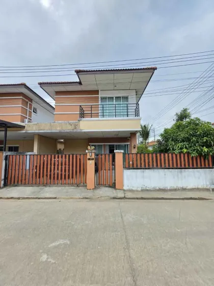 Villa jumelée 3 chambres en coin à Panasont Garden Home Kathu