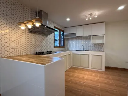 Charming Minimalist Cafe-Style 3BR Villa in Samkong, Phuket Town