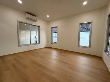 Charming Minimalist Cafe-Style 3BR Villa in Samkong, Phuket Town
